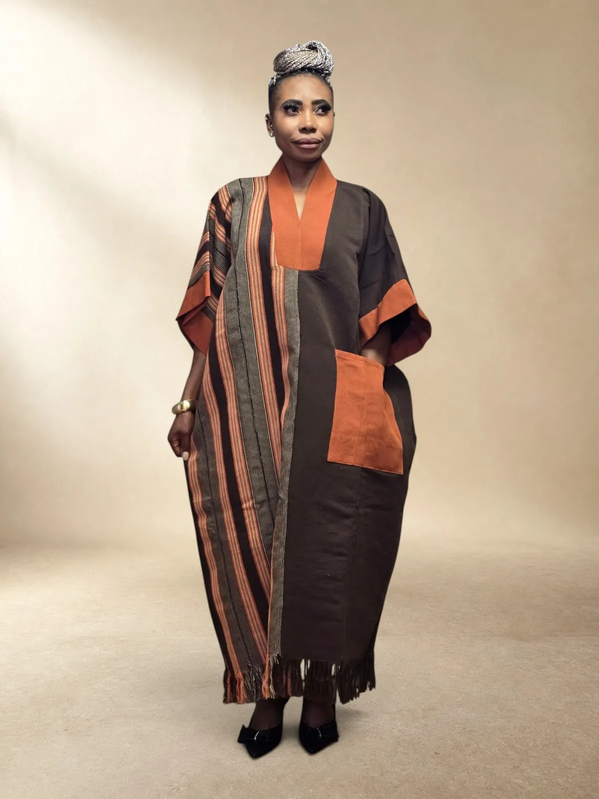 Contrast pocket boubou Cocoa & Terracotta Front Contrast Pocket Boubou - Image 1